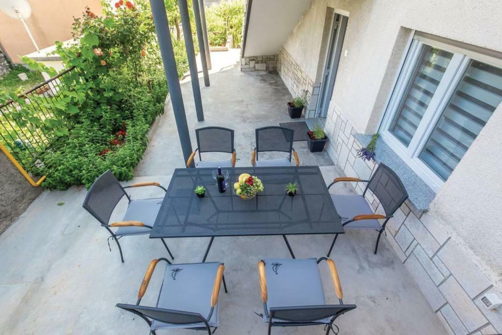 Apartment Laura Kostrena Exterior photo